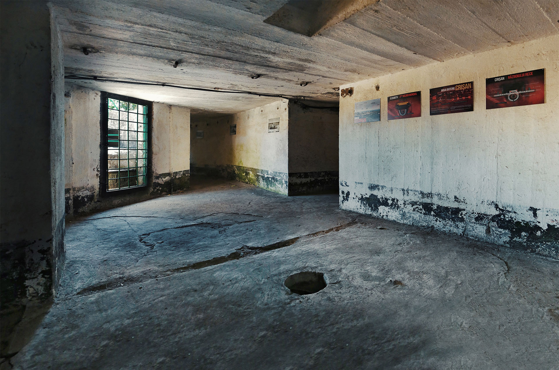 Bunkere Diverse la munte si la mare - First expo in a WW2 / Cold War bunker made in Romania